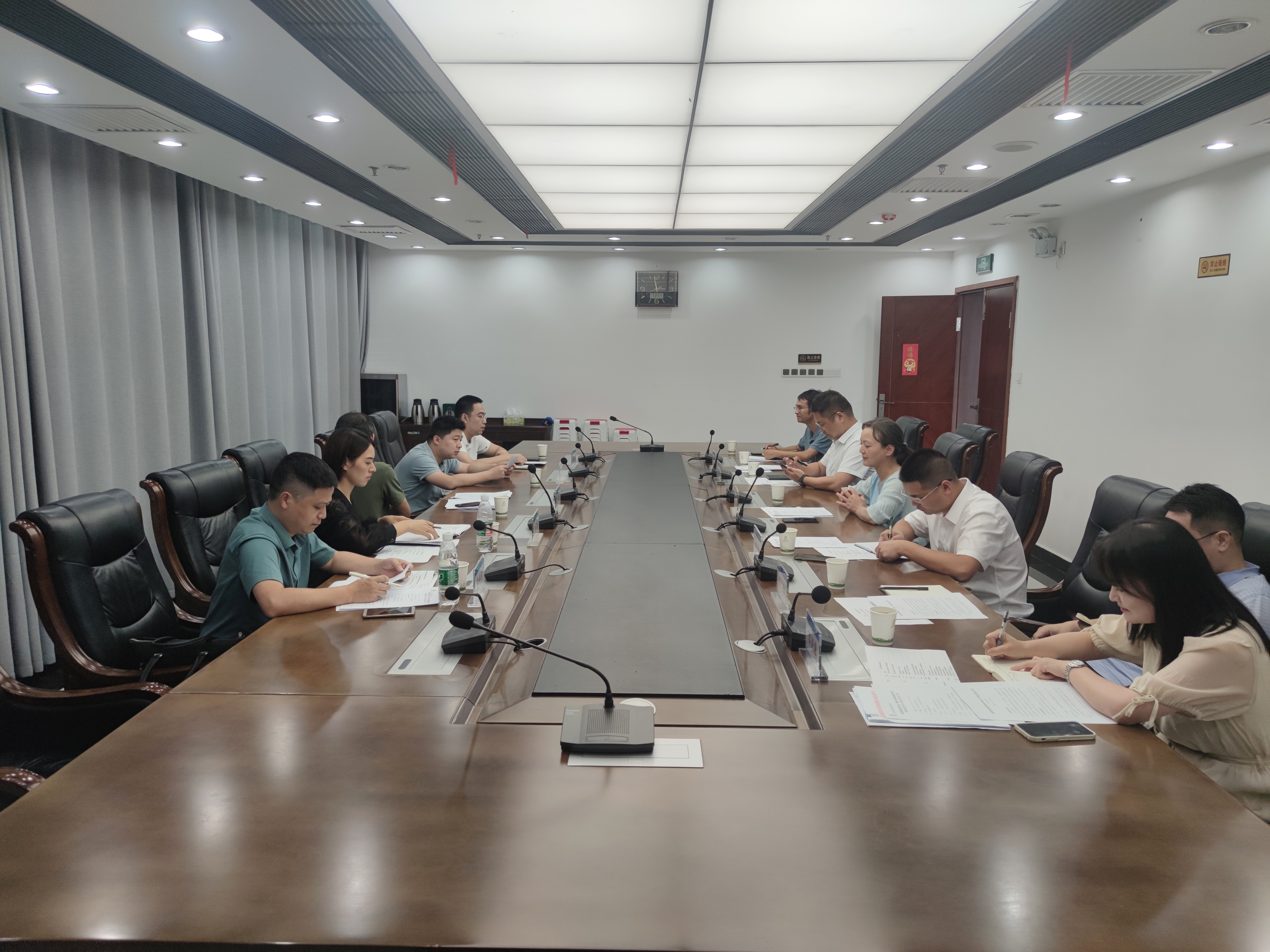 7.27臨港創(chuàng)新創(chuàng)業(yè)基地一期配套基礎(chǔ)設(shè)施建設(shè)項目財政績效評估工作進點會.jpg 7.27臨港創(chuàng)新創(chuàng)業(yè)基地一期配套基礎(chǔ)設(shè)施建設(shè)項目財政績效評估工作進點會.jpg